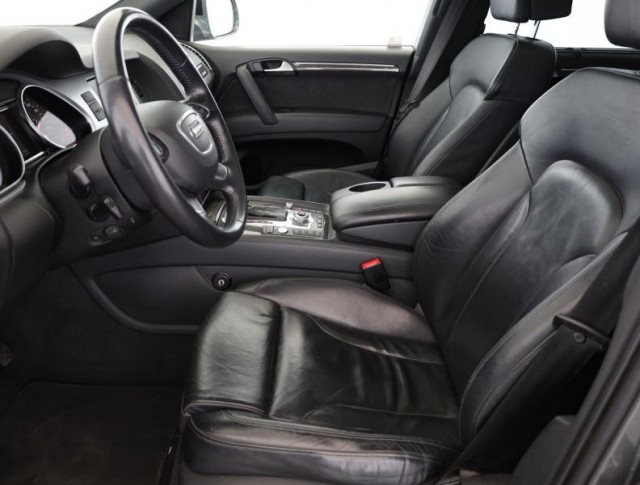 Audi Q7  3.0 TDI S-Line