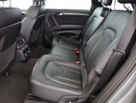 Audi Q7  3.0 TDI S-Line