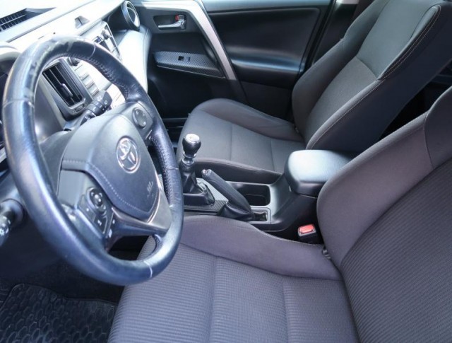 Toyota RAV 4  2.2 D-4D 