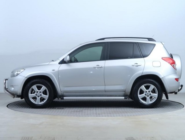 Toyota RAV 4  2.2 D-CAT 
