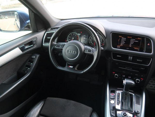 Audi Q5  2.0 TFSI S line