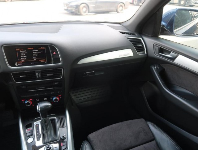 Audi Q5  2.0 TFSI S line