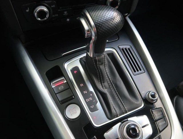 Audi Q5  2.0 TFSI S line