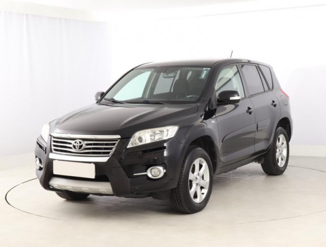 Toyota RAV 4  2.2 D-4D Style