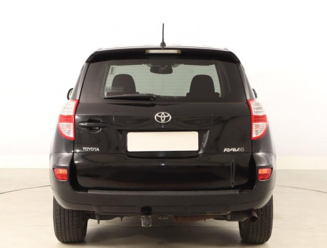 Toyota RAV 4  2.2 D-4D Style