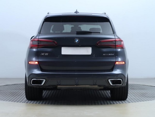BMW X5  xDrive30d M Paket