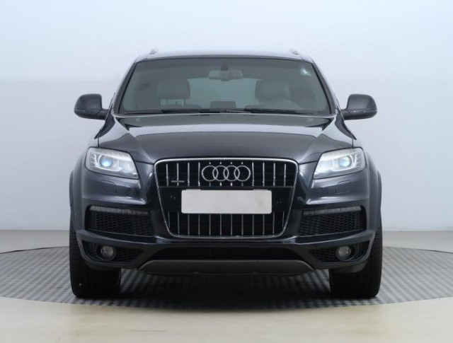 Audi Q7  3.0 TDI 