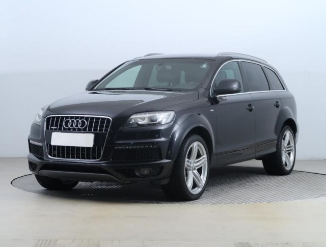Audi Q7  3.0 TDI 