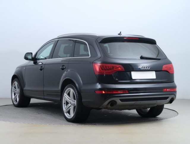 Audi Q7  3.0 TDI 