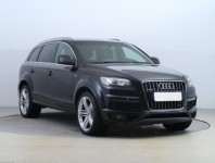 Audi Q7  3.0 TDI 