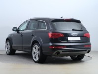Audi Q7  3.0 TDI 