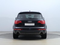 Audi Q7  3.0 TDI 