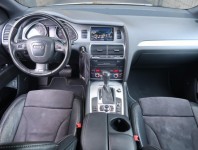 Audi Q7  3.0 TDI 