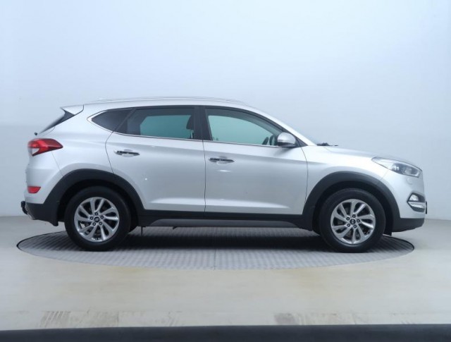 Hyundai Tucson  2.0 CRDi Style