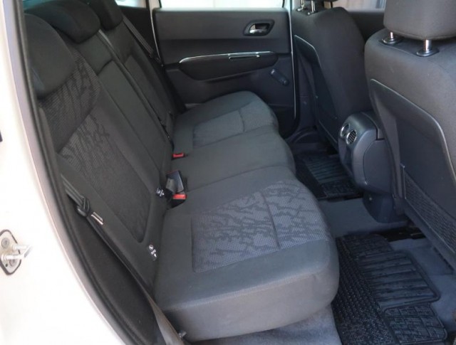 Peugeot 3008  1.6 VTi Active