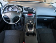 Peugeot 3008  1.6 VTi Active