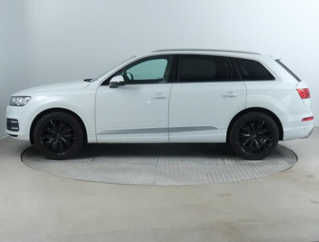 Audi Q7  3.0 TDI 