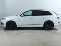 Audi Q7  3.0 TDI 