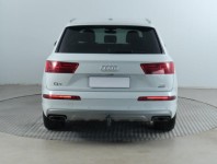 Audi Q7  3.0 TDI 