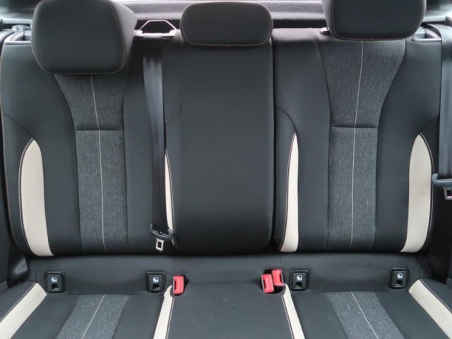 Škoda Kamiq  1.0 TSI Style