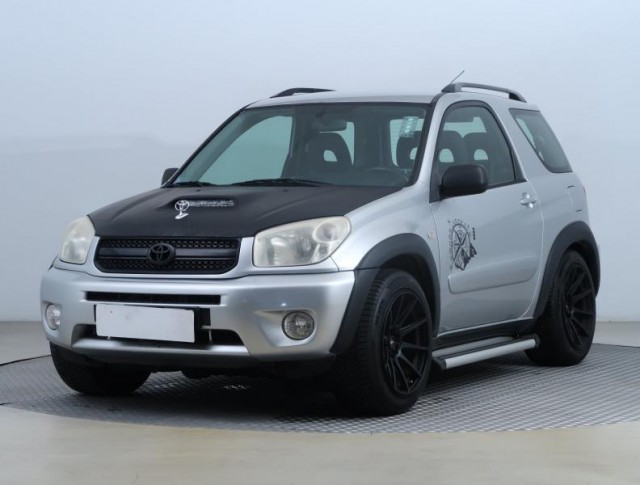 Toyota RAV 4  2.0 VVT-i 