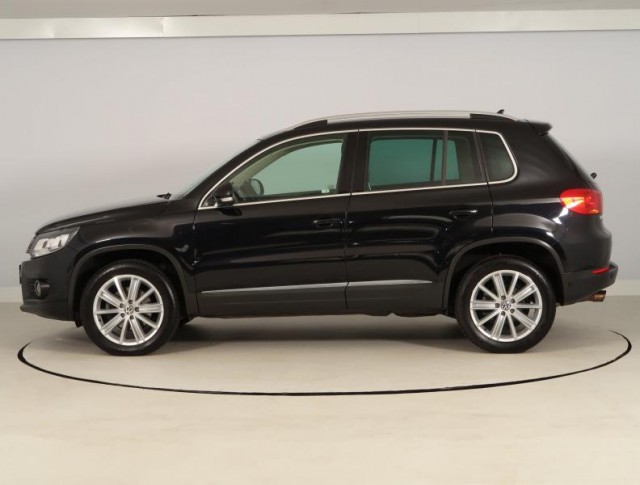 Volkswagen Tiguan  2.0 TSI Sport