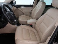 Volkswagen Tiguan  2.0 TSI Sport