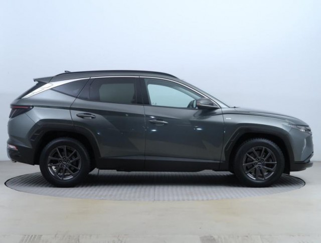 Hyundai Tucson  1.6 T-GDI 48V MHEV Start