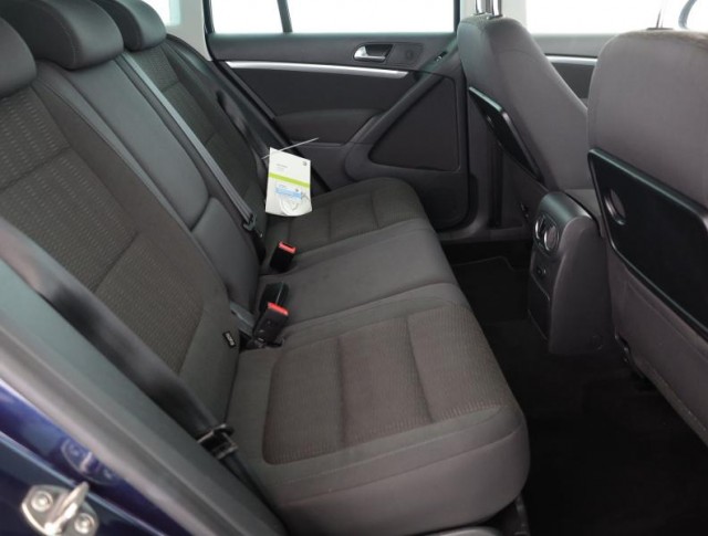 Volkswagen Tiguan  2.0 TSI Sport