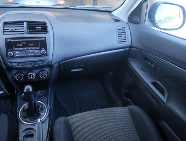 Mitsubishi ASX  1.6 MIVEC Inform