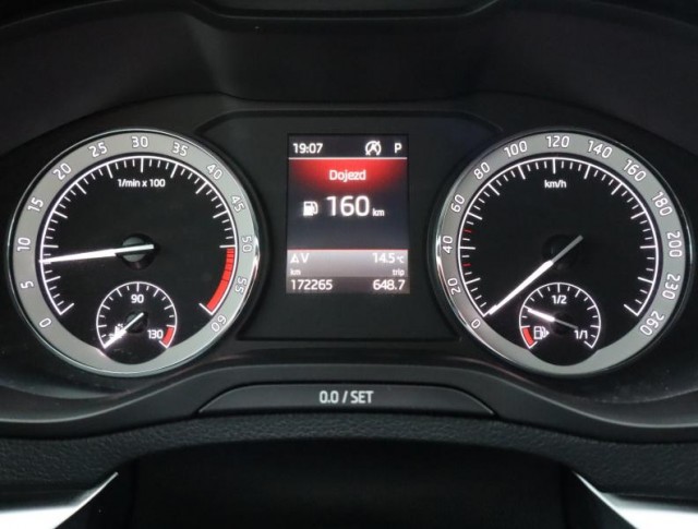 Škoda Karoq  1.6 TDI 