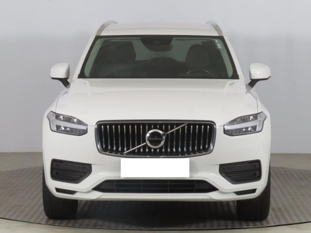 Volvo XC90  B5 AWD Momentum