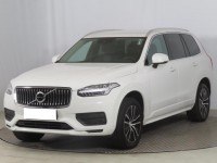 Volvo XC90  B5 AWD Momentum