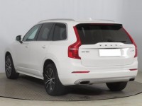 Volvo XC90  B5 AWD Momentum
