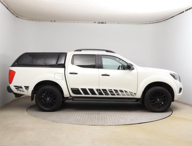 Nissan Navara  2.3 dCi 