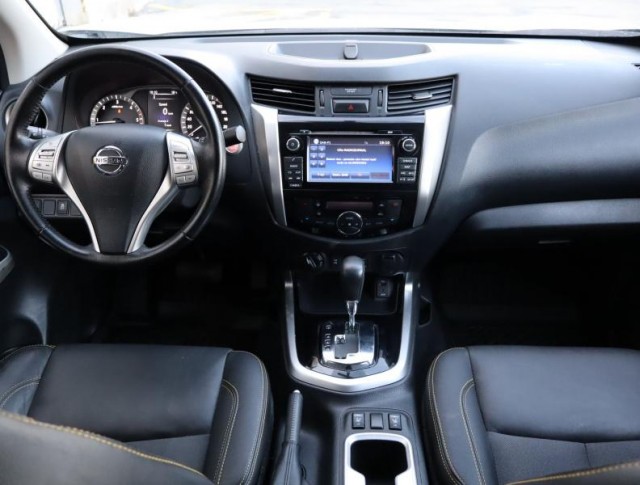 Nissan Navara  2.3 dCi 
