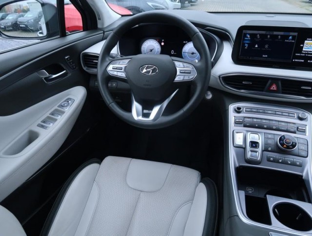Hyundai Santa Fe  2.2 CRDi 