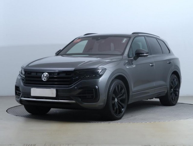 Volkswagen Touareg  3.0 TDI R-Line