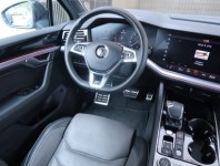 Volkswagen Touareg  3.0 TDI R-Line