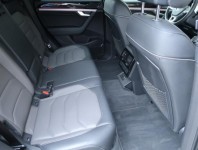 Volkswagen Touareg  3.0 TDI R-Line