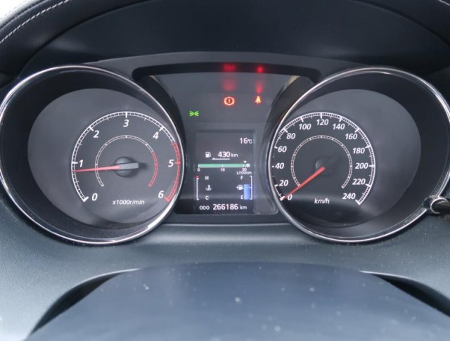 Peugeot 4007  2.2 HDI 