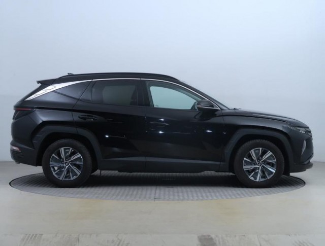 Hyundai Tucson  1.6 T-GDI 48V MHEV 