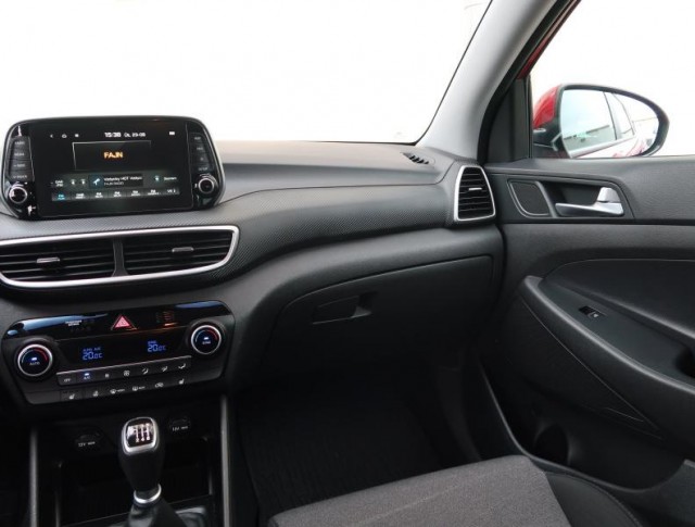 Hyundai Tucson  1.6 T-GDI Trikolor