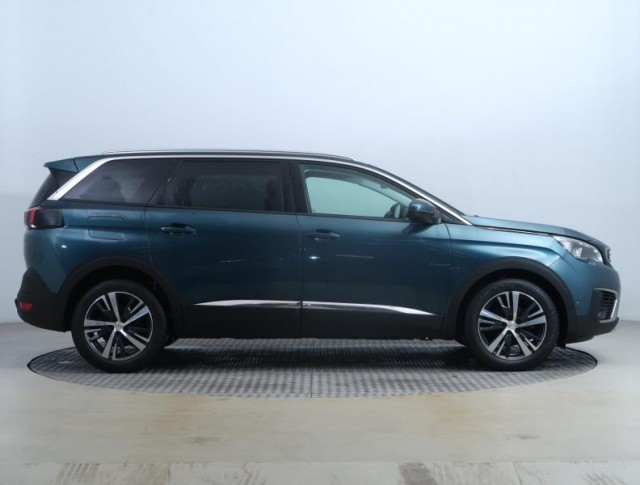 Peugeot 5008  PureTech 130 