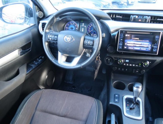 Toyota Hilux  2.4 D-4D 