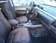 Toyota Hilux  2.4 D-4D 