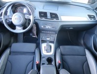 Audi Q3  2.0 TDI S line