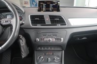Audi Q3  2.0 TDI S line
