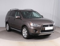 Mitsubishi Outlander  2.2 DI-D Invite