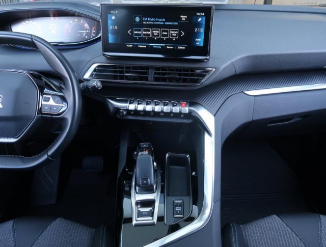 Peugeot 3008  1.2 PureTech Allure